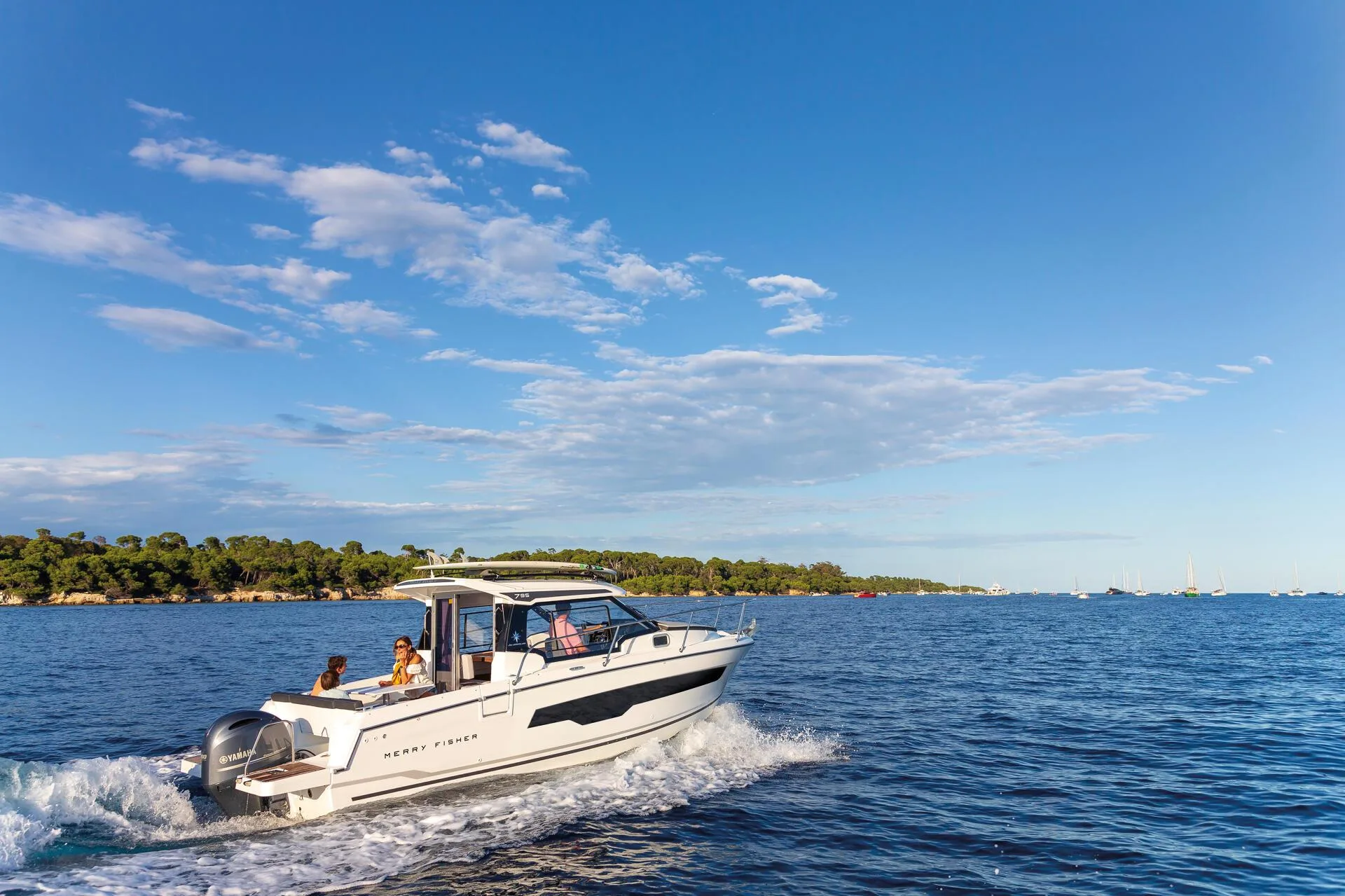 Boat Charter Bajo Komodo 11