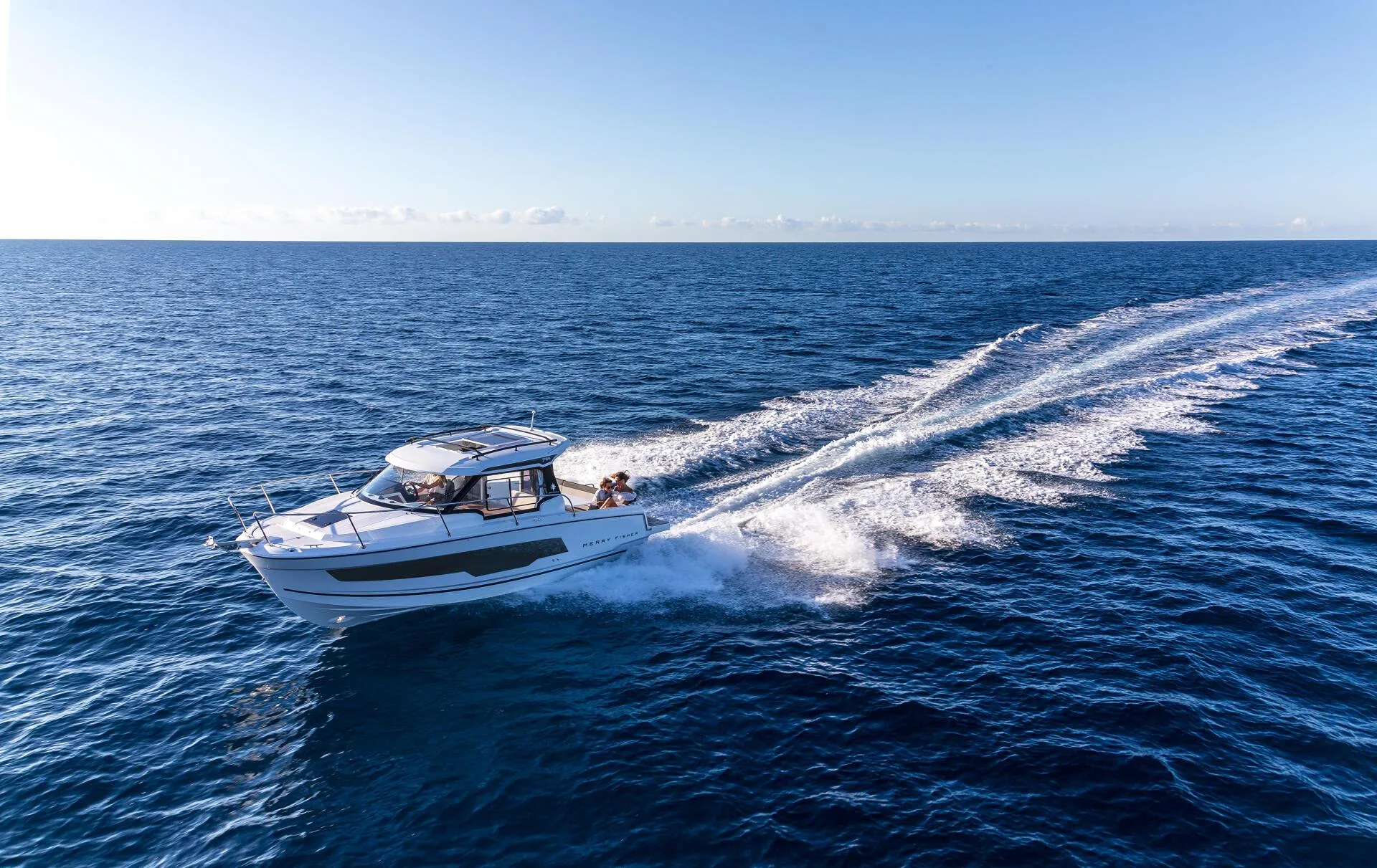 Boat Charter Bajo Komodo 5