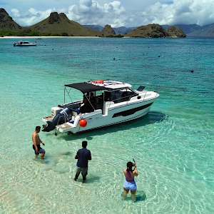 Salaya Yachts Charter Bajo - Komodo Islands place picture